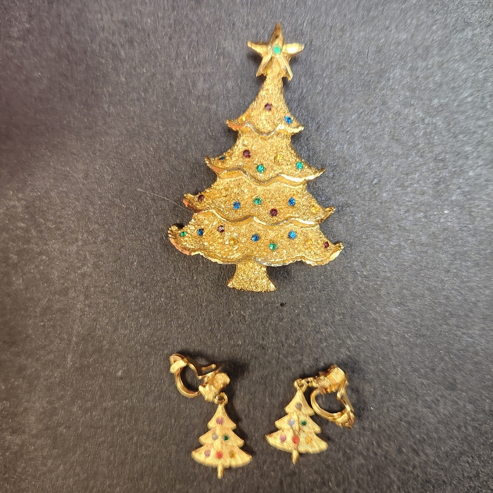 Christmas Tree Earrings and Brooch Set